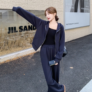 休闲减龄穿搭藏蓝色连帽卫衣套装女春秋超火好看高级感长裤两件套图片