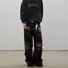 黑色