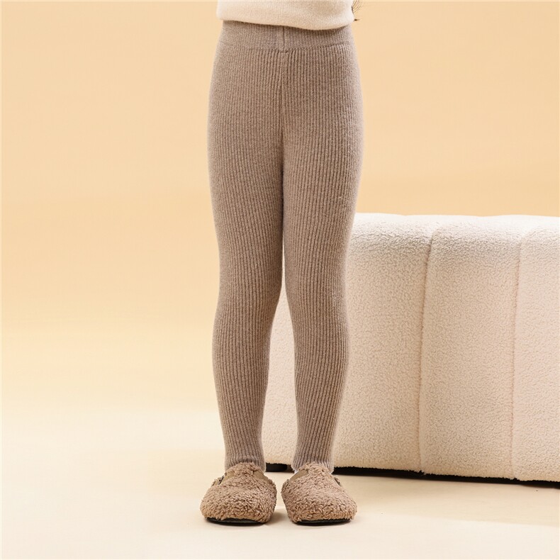 2025年秋季细条修身针织羊毛打底裤舒适休闲百搭保暖，童装裤子，群鹿羊绒