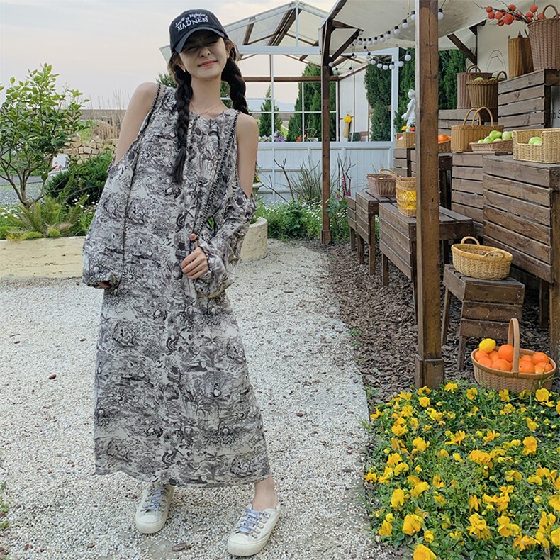 水墨印花露肩连衣裙女春季2025新款法式气质小心机茶歇度假风长裙,女装连衣裙,2C037