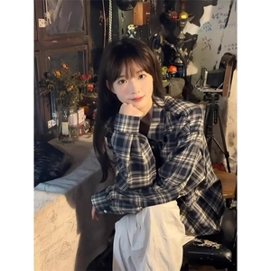 美式复古撞色格子长袖衬衫男女情侣春秋宽松高级感独特百搭上衣潮图片