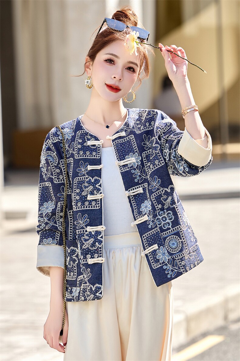K姐重工立体刺绣休闲宽松气质风外套女,女装短外套,布芭啦