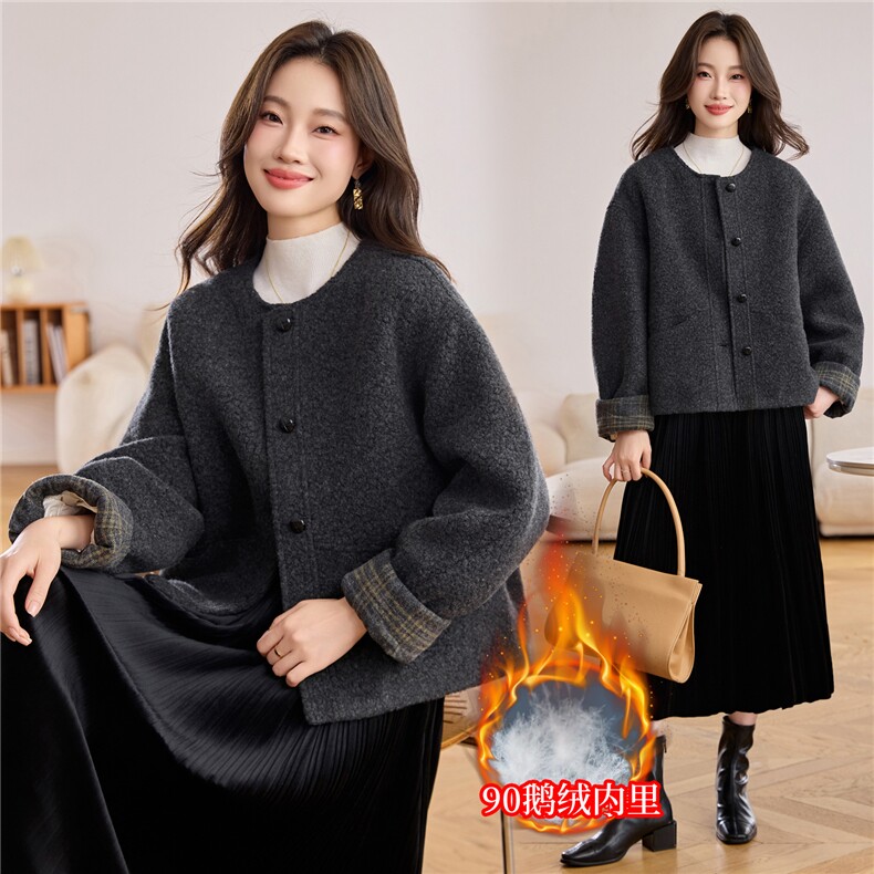 单排扣圆领白鹅绒内胆短款外套女2025冬季新款高级感羊毛呢羽绒服，女装羽绒服，辉之琳