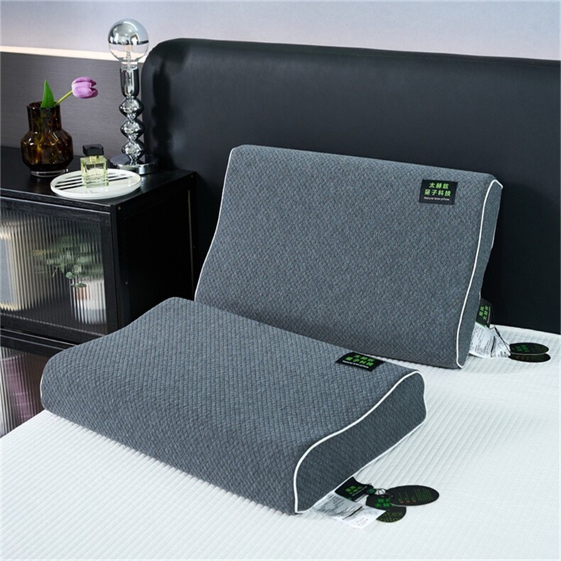 新款量子科技进口天然乳胶成人乳胶枕芯带钢印打卷无纺布袋装，枕套/枕芯，一起卖家纺