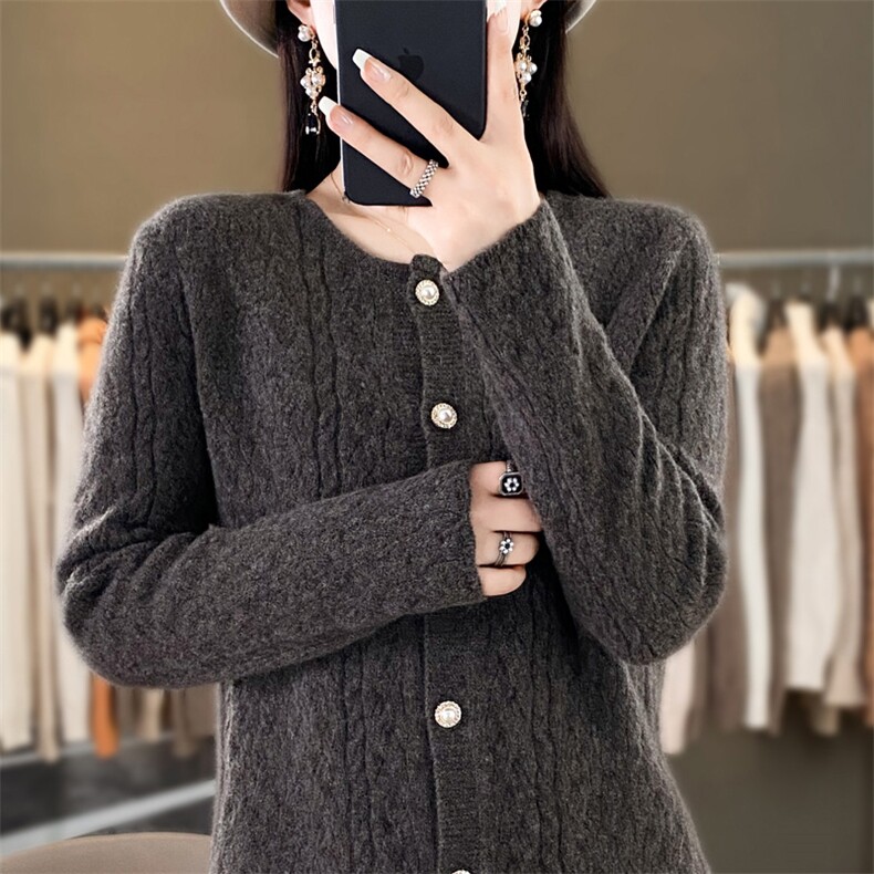 时尚加大码宽松显瘦纯色羊毛开衫女秋冬新款长袖针织衫外套,女装羊毛衫,鑫源羊绒