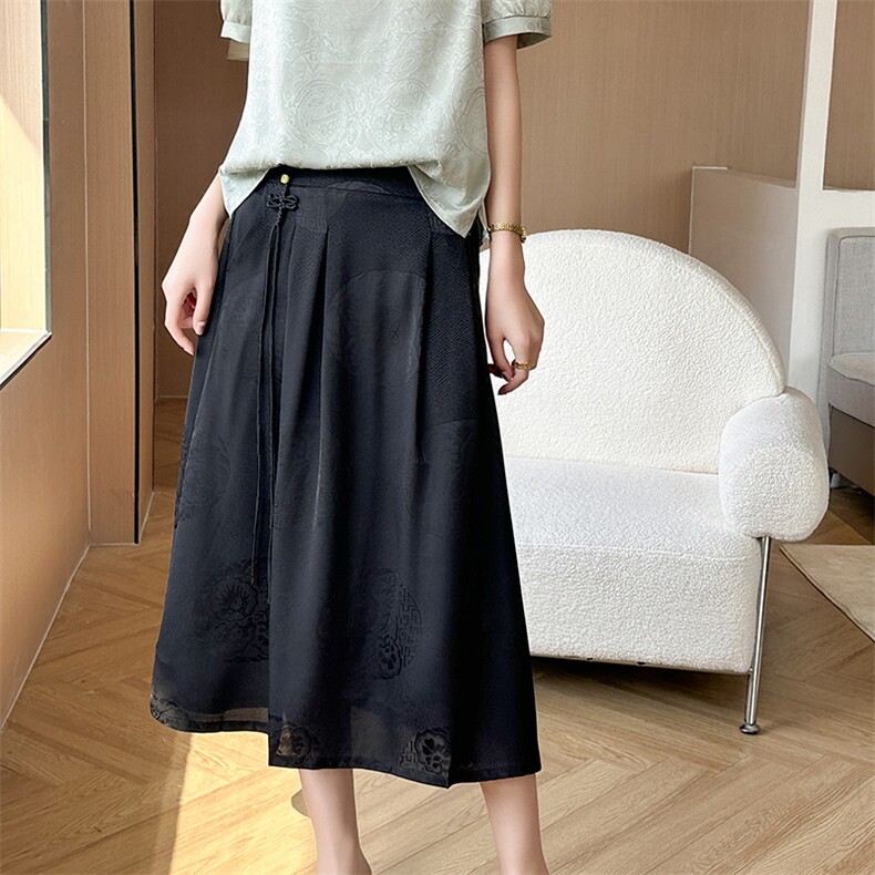 2025春款新中式国风日常百搭印花国风马面裙复古气质半身裙长裙女，女装半身裙，温伦斯特羊绒