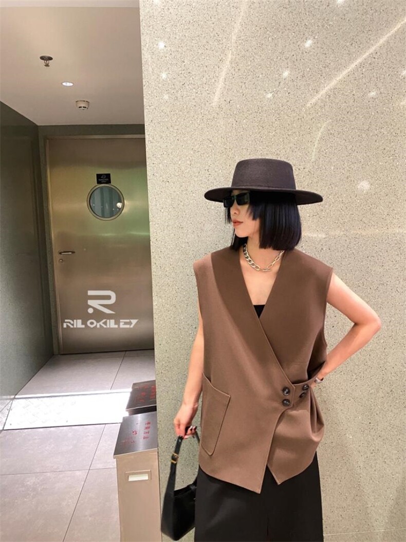 2022秋装新款马甲，女装马甲，雷洛奇丽