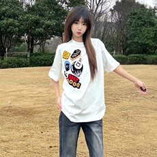 白色
