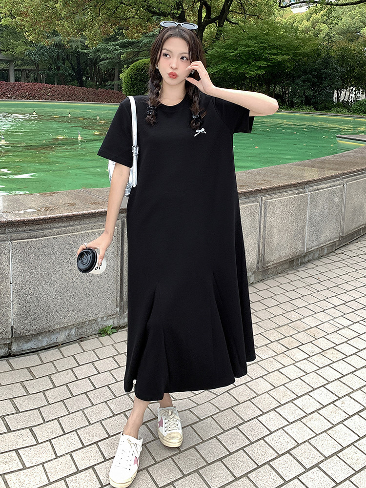 夏季宽松显瘦黑色针织连衣裙时尚百搭中长款裙子,女装连衣裙,鑫慧