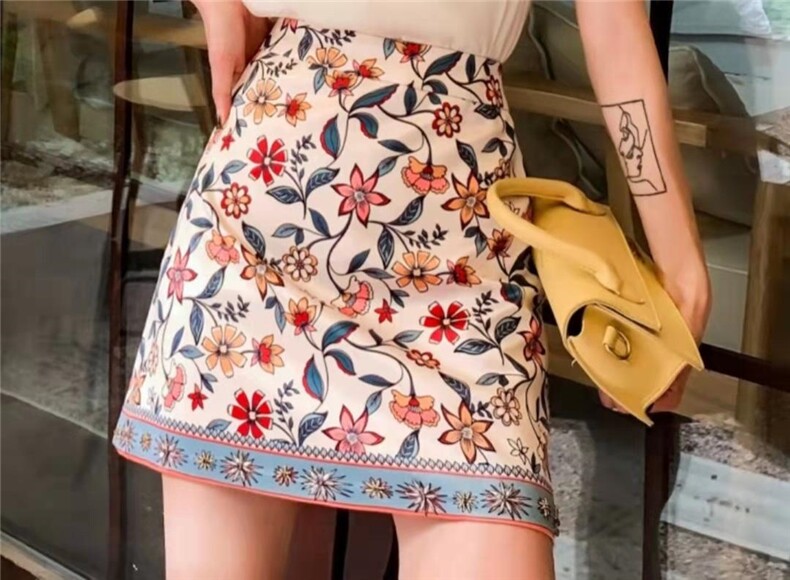 【现货】夏季新款手工钉珠半裙，女装半身裙，易霏金熙