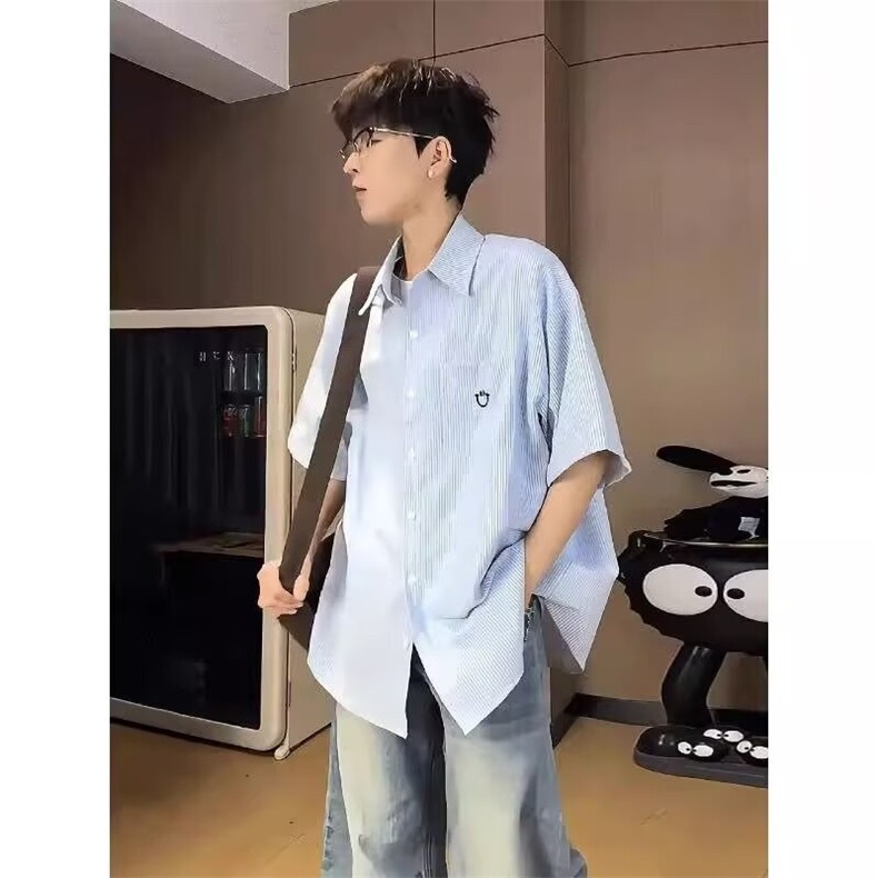 夏季新款潮流衬衫男条纹翻领男士衬衣百搭宽松高级感短袖图片