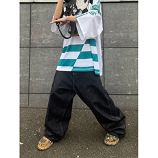 黑色