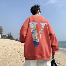 藕粉色