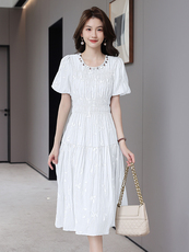 法式气质连衣裙女中长款2025夏季新款时尚高级感遮肚子立体织花裙，女装连衣裙，时尚俏佳人