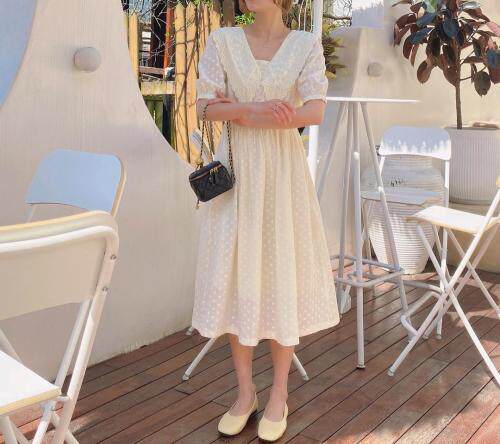 棉布刺绣连衣裙，女装连衣裙，新袖