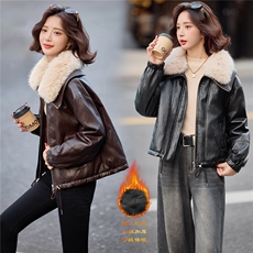 【2025冬季新款】大量现货时尚休闲可脱卸大毛领款90绒皮羽绒服，女装羽绒服，缘衣格