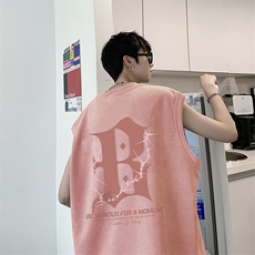 藕粉色