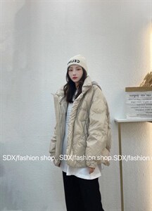 【现货】高品质羽绒服图片