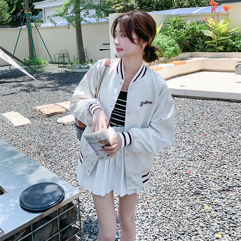 2023年秋季新款棒球服夹克外套B190-82389-P135-K188,女装短外套,一九零