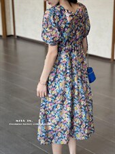 现货夏款连衣裙深海蓝花色后背蝴蝶结设计，女装连衣裙，蜜思印·金