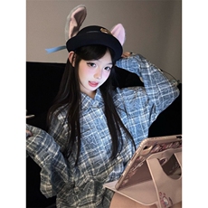 蓝色