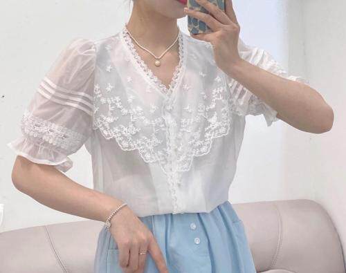 夏季新款洋气小衫，女装，依洛菲