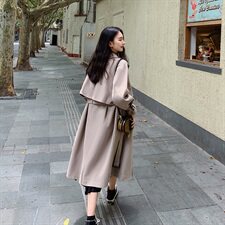 现货数据好主推高品质加厚气质大牌风衣8218-6868-P130控188，女装风衣，卡莱