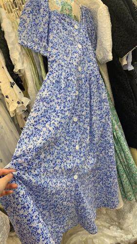 2021连衣裙小碎花，女装连衣裙，密斯倩