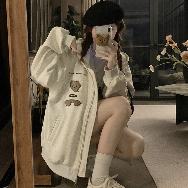 A413-P95棒球服外套新款学院风小熊刺绣上衣港风情侣男女连帽,女装短外套,星座911
