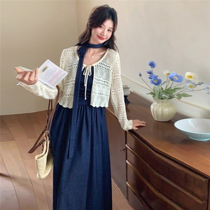 温柔风藏青色巨好看的掐腰连衣裙女2025夏季新款气质显瘦吊带长裙图片