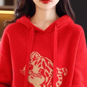 连帽设计2024年新款红色女士羊毛卫衣宽松显瘦短款图片