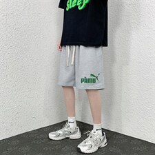 灰色