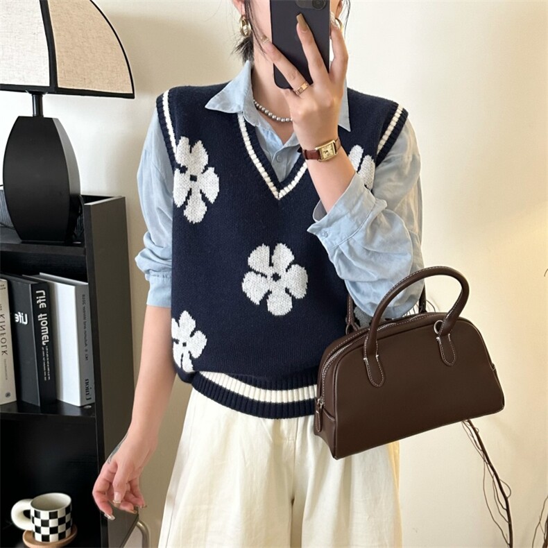 时尚女装秋冬新款安迪绒V领花朵马甲背心显瘦百搭针织衫外套，女装马甲，鑫之绒