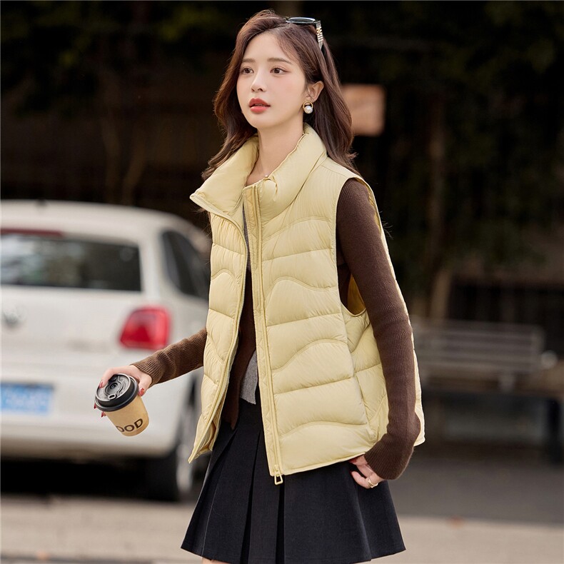 黄色立领羽绒马甲女2025冬季新款收腰显瘦冬装外套女,女装羽绒服,梦懿尔