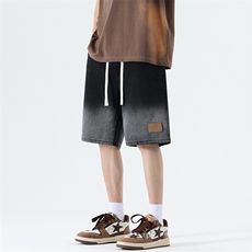 黑色