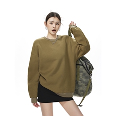 军绿色