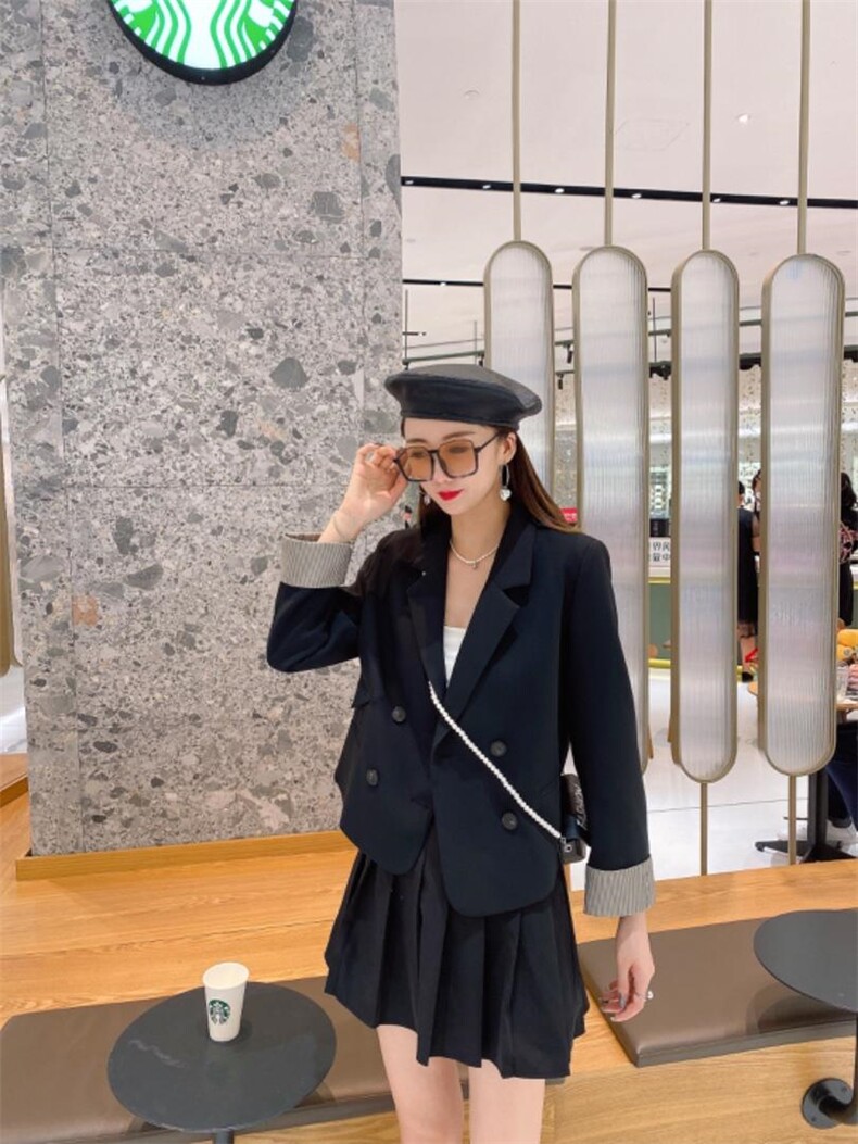 秋季新款配包包西装，女装西装，魅丽女孩