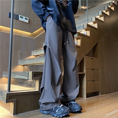 深灰色