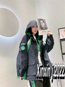 风衣外套图片