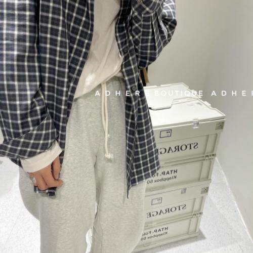 现货宽松格子衬衣精梳面料手感，女装，ADHERE