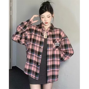 粉色格子衬衫女休闲上衣宽松型五分袖常规款翻领常规开衫 C59图片