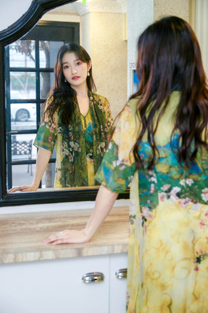 重工钉珠连衣裙，女装连衣裙，卡西姆