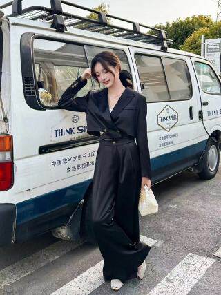 高级感时尚套装两件套,女装套装/套裙,雪兔电商全品类