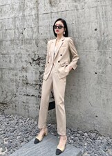 刺绣款西装套装，女装西装，斯瑞威