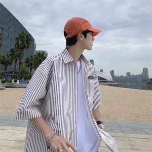潮潮流男慵懒日系条纹新款复古冰丝条纹短袖衬衫C85P30图片