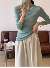 时尚百搭显瘦羊毛V领镂空开衫女秋装新款长袖针织衫打底衫，女装羊毛衫，圣旺供货