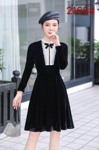 秋季新款：手感丝绒连衣裙，女装连衣裙，罗兰春天