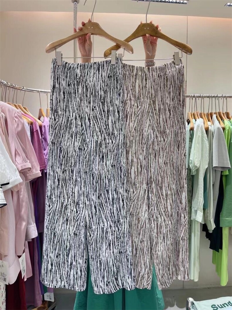 里奈(5F) LN5F143046