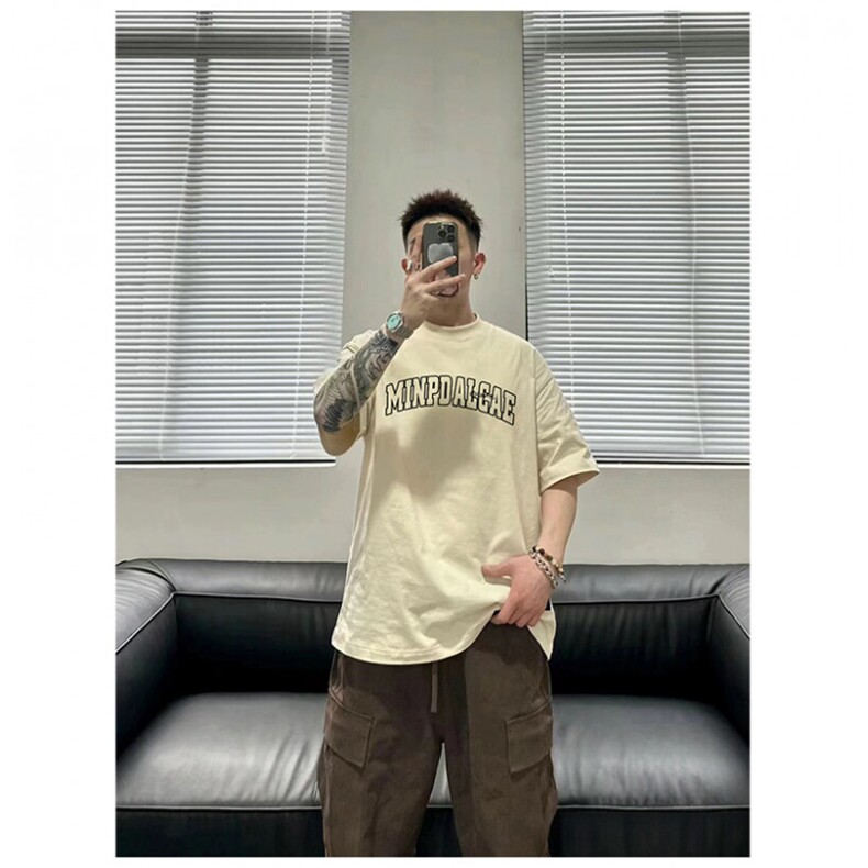 抖音得物供货210克宽松纯棉美式潮牌印花宽松落肩袖纯棉T恤AT2103,男装T恤,电商A443