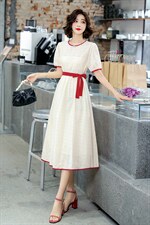 2021夏季新款时尚气质减龄撞色拼接圆领系带收腰显瘦修身连衣裙，女装连衣裙，艾尚靓装